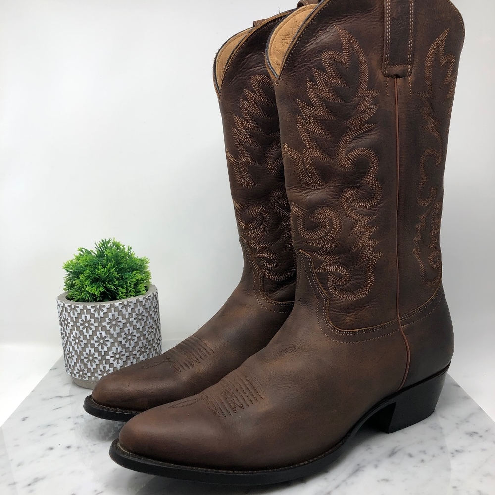 Cody James Men's Round Toe Classic Western Boots